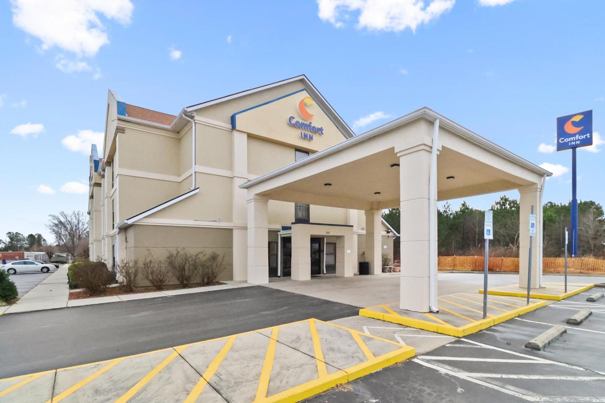 Comfort Inn Dunn Near I-95 Экстерьер фото